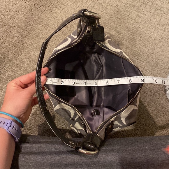 13291 Coach Penelope Shantung Signature bag - Picture 10 of 12